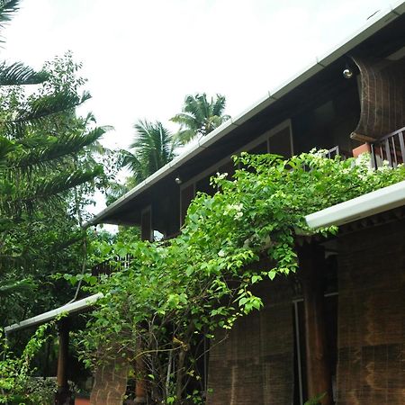 Ambadi'S Villa -Lake View Resort Pallipuram Eksteriør bilde