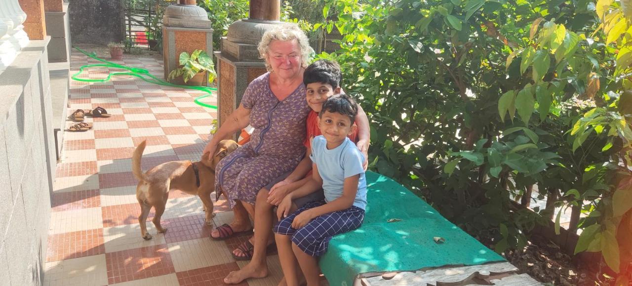 Ambadi'S Villa -Lake View Resort Pallipuram Eksteriør bilde