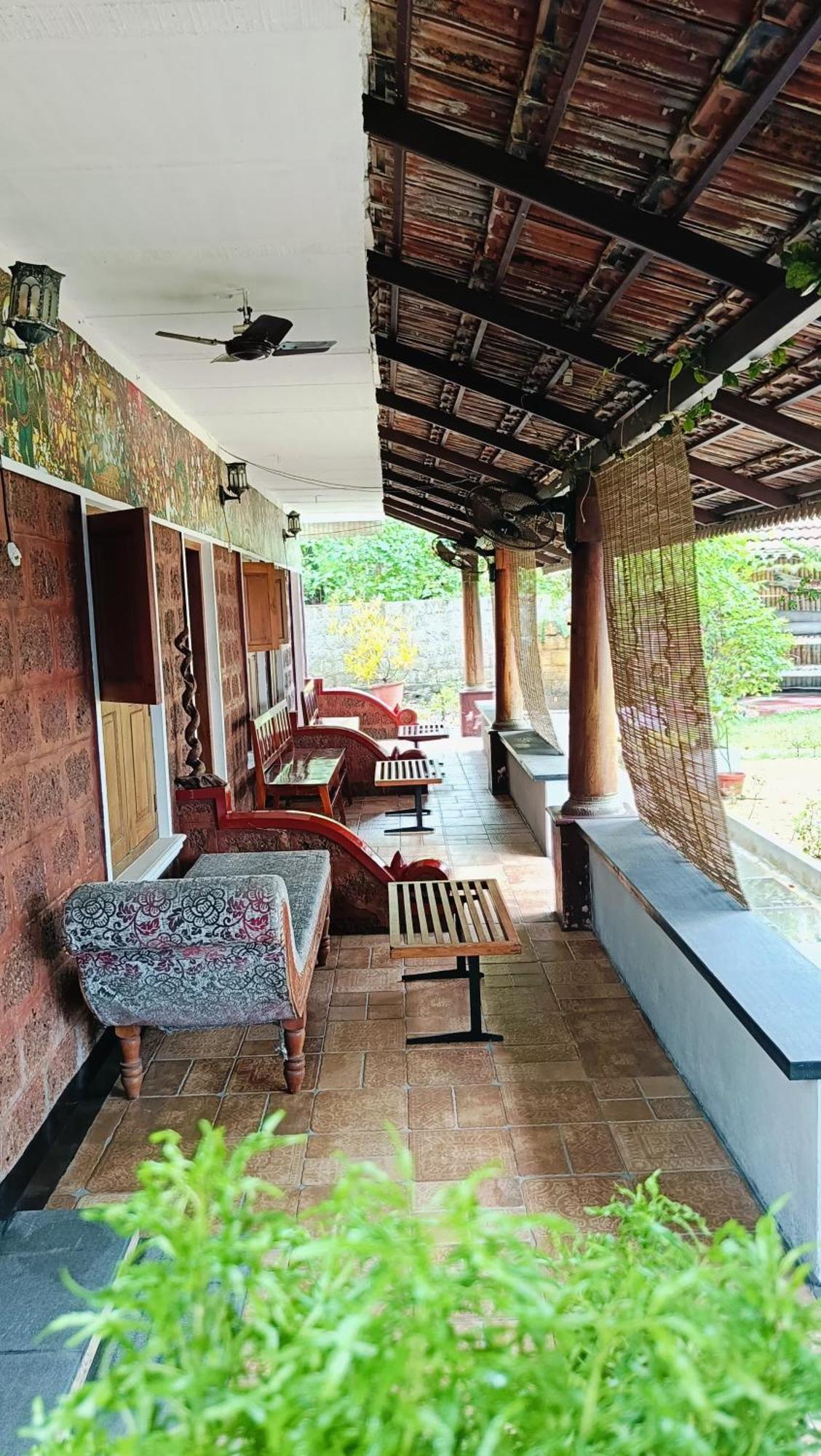 Ambadi'S Villa -Lake View Resort Pallipuram Eksteriør bilde