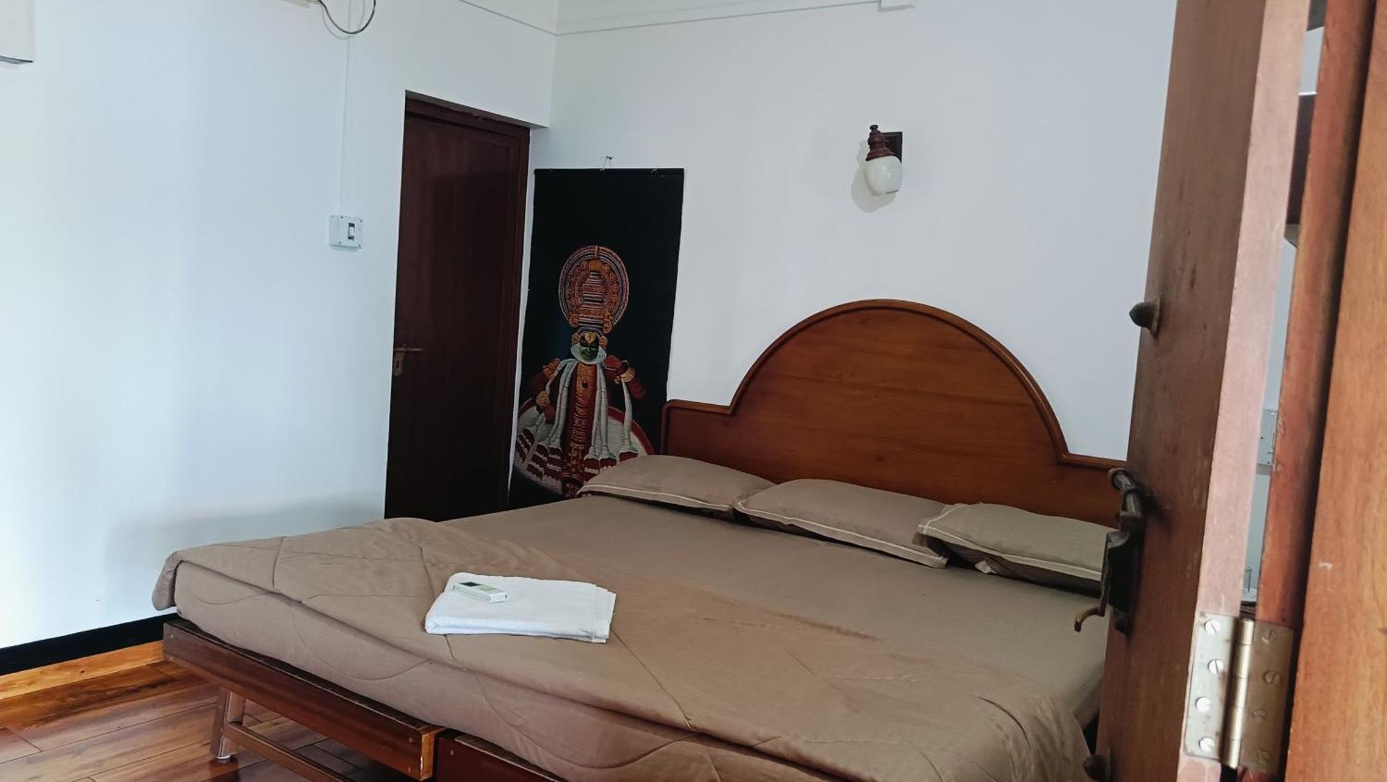 Ambadi'S Villa -Lake View Resort Pallipuram Eksteriør bilde